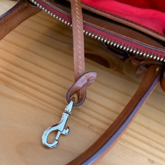 Dooney & Bourke satchel. Incredible! - Picture 6 of 9